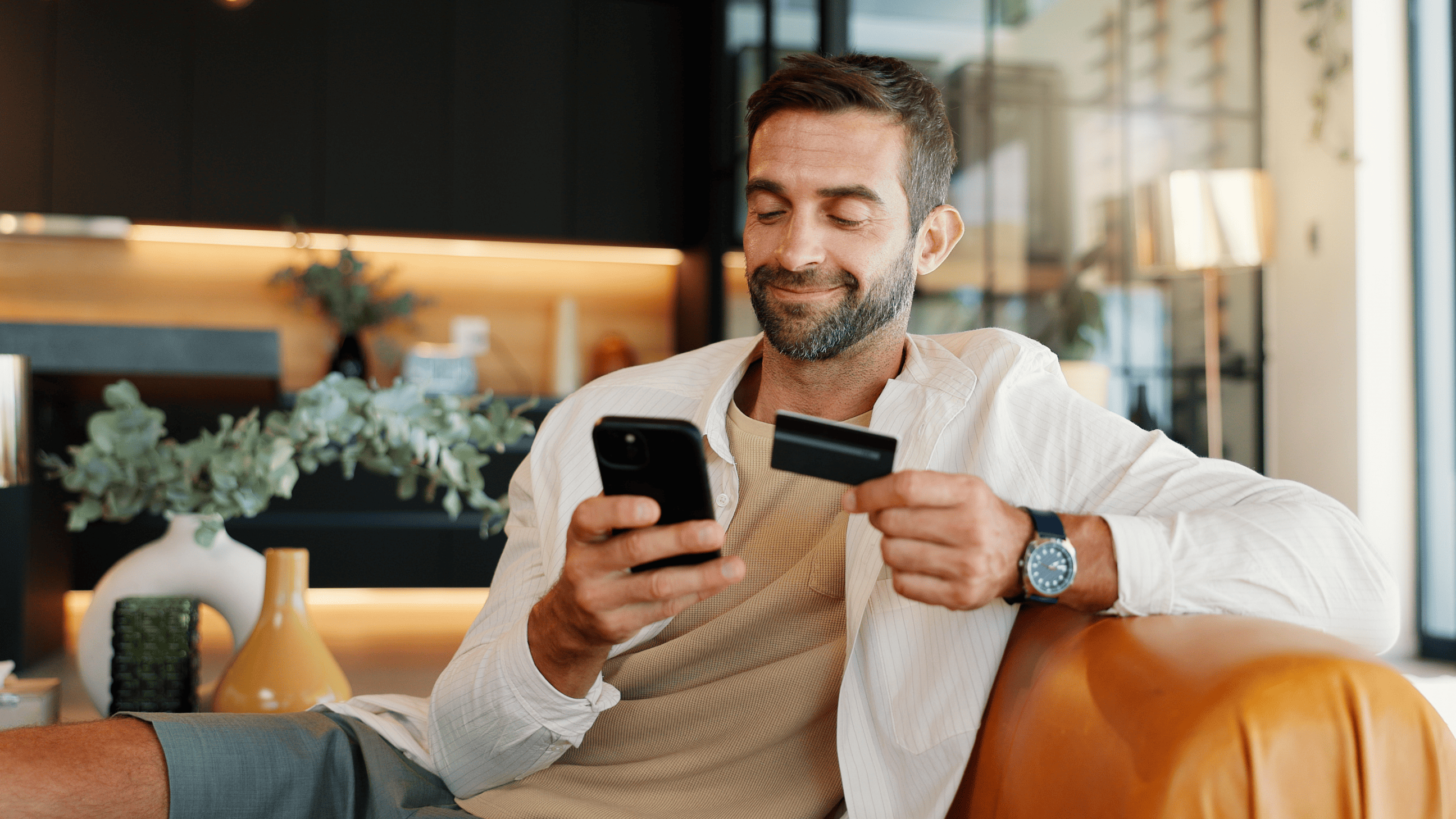 Unlock revenue and attract new guests with Gift Cards